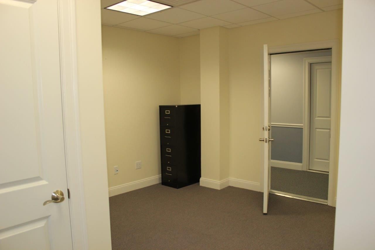 Unit 303 - 963 SF Office